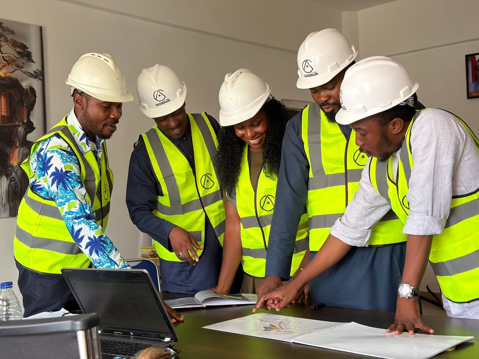 Shengli team at work on a Tema site